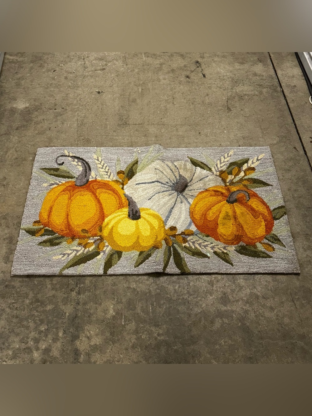 Autumn Pumpkin Hooked Accent Rug - Orange, Yellow, Cream